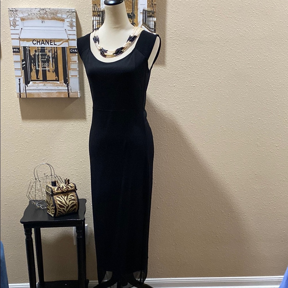 Elegant Sigrid Olsen Black Sleeveless Dress.  Necklace included 🖤🖤